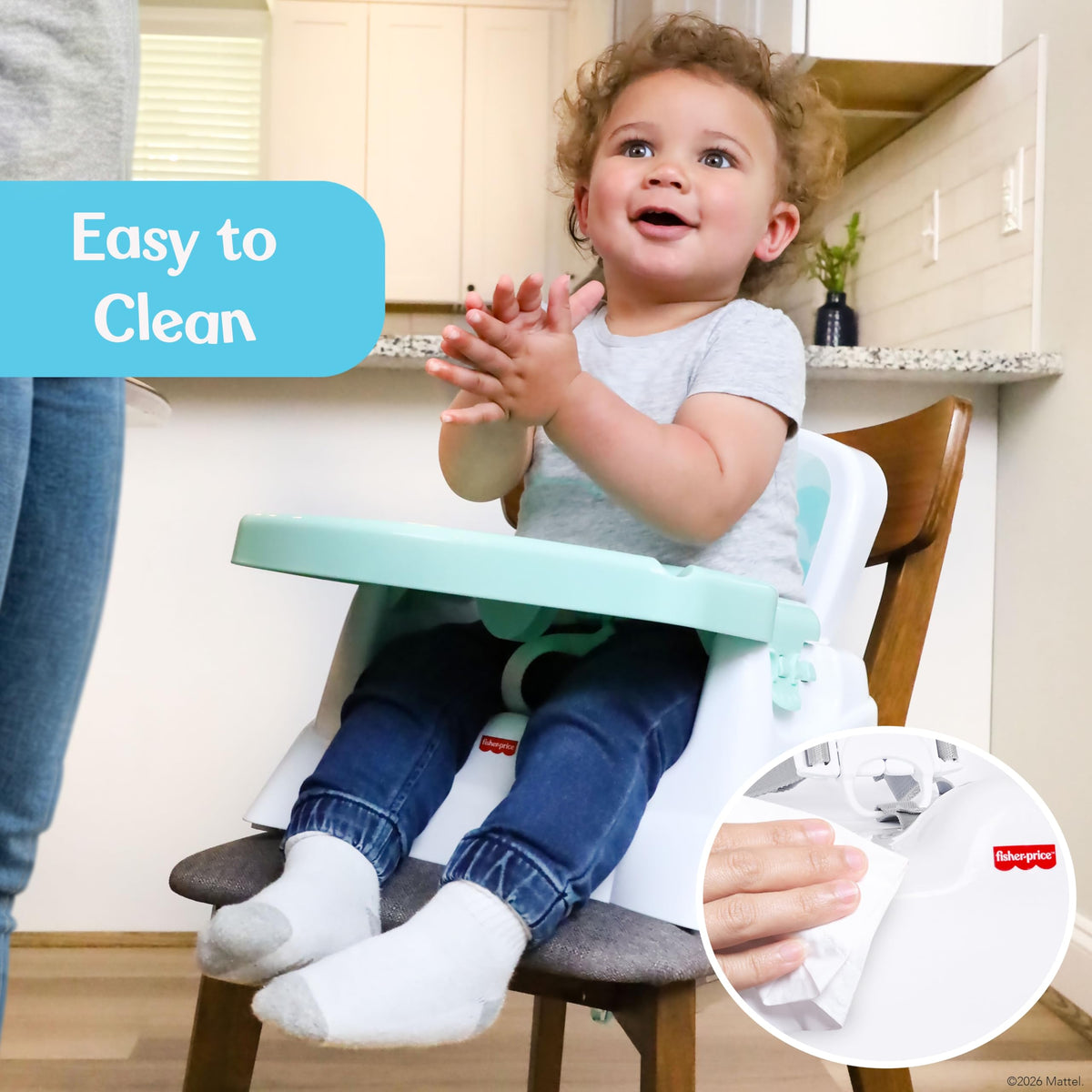 Adjustable Booster Seat with Safety Straps J7580