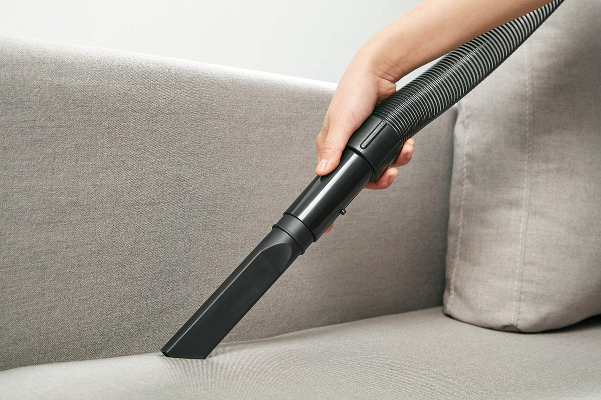 Bagless Upright Pet Vacuum Cleaner H11319