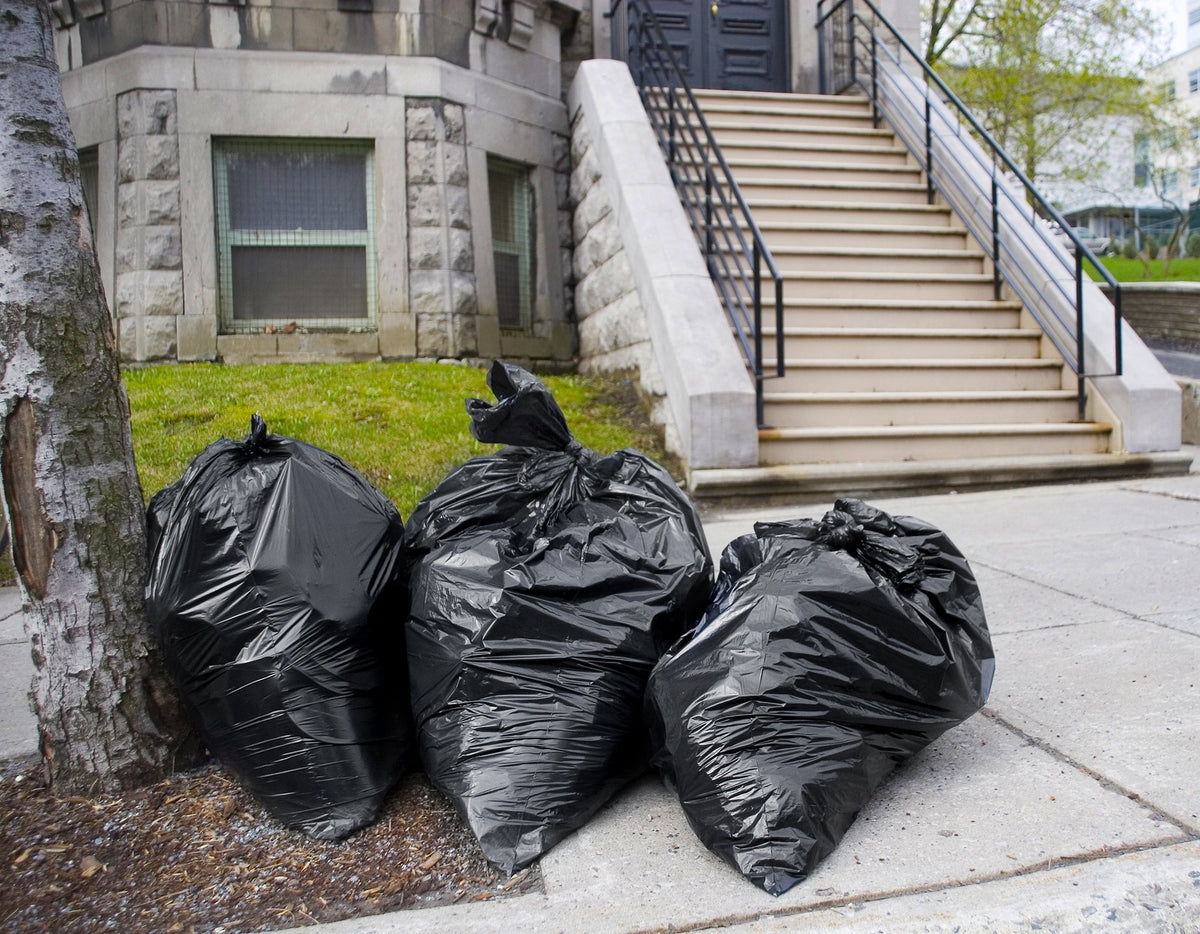 95-96 Gallon Black Heavy Duty Trash Bags with Ties B504905